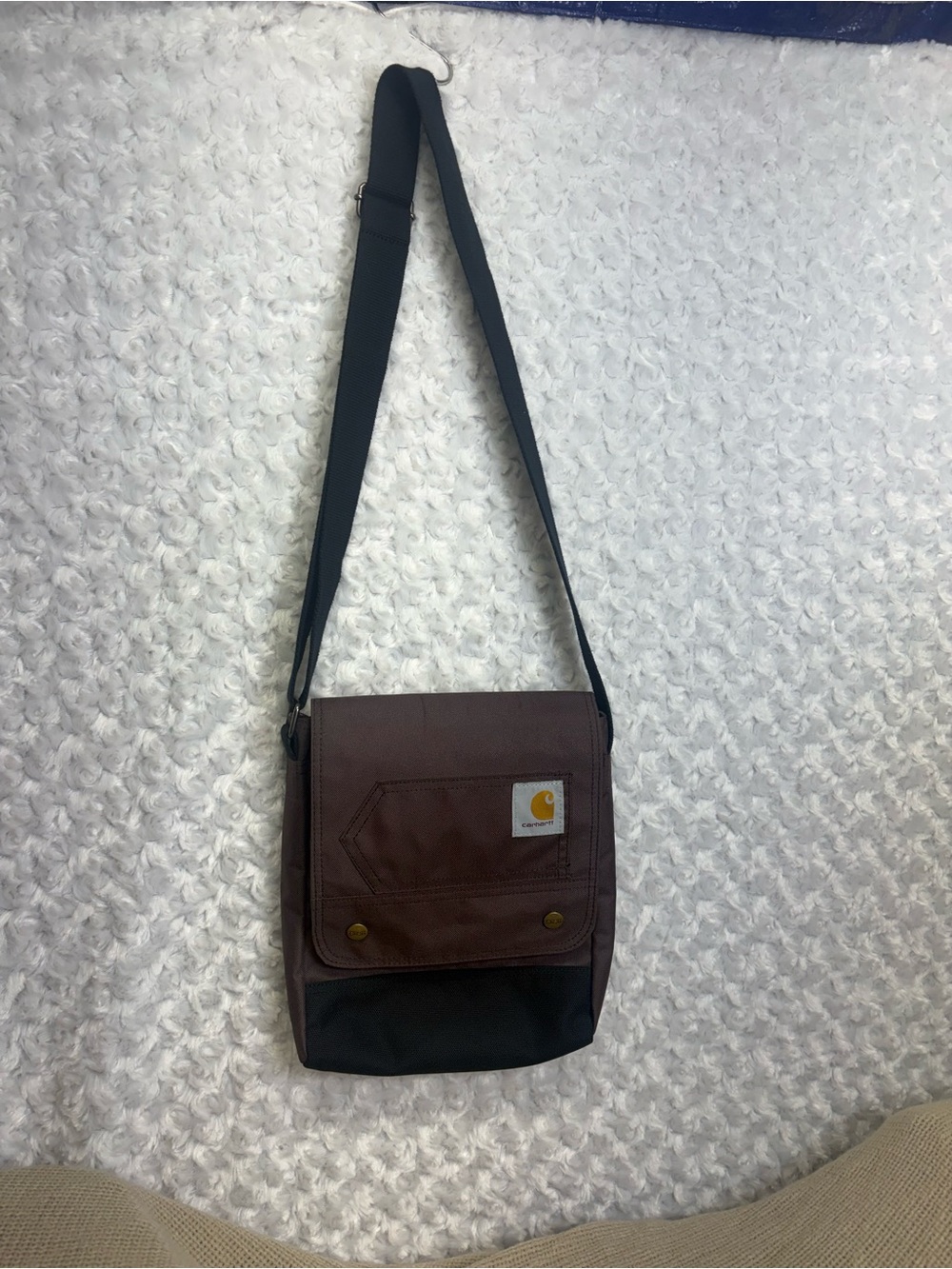 Carhartt port wine Crossbody Messenger with Black Base adjustable strap
